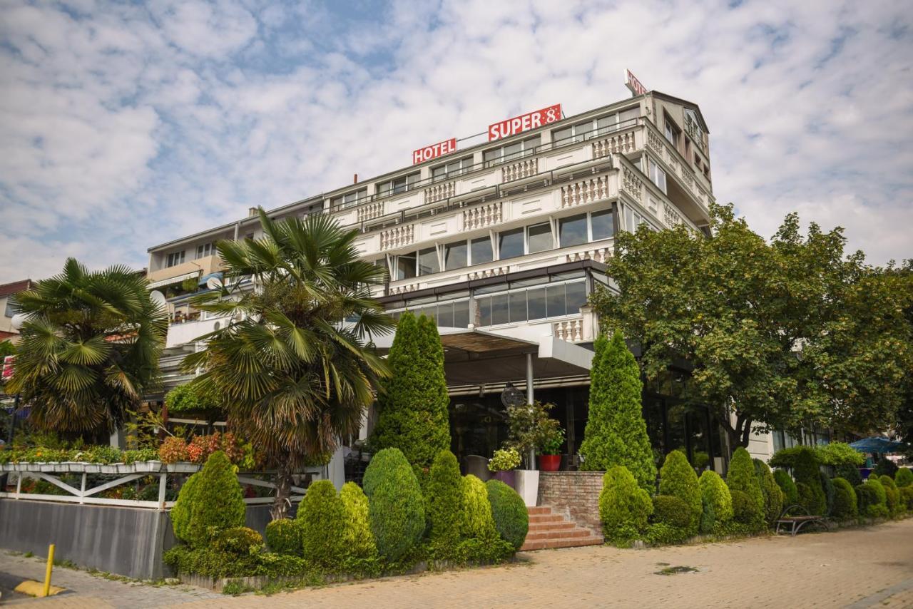 Hotel Super 8 Skopje Ngoại thất bức ảnh
